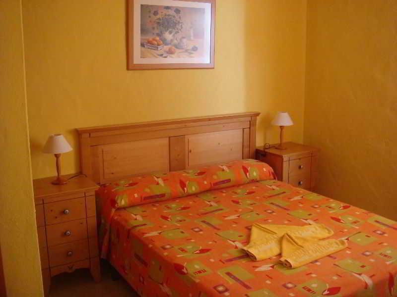 Apartamentos Castillo Beach Caleta De Fuste Exteriör bild